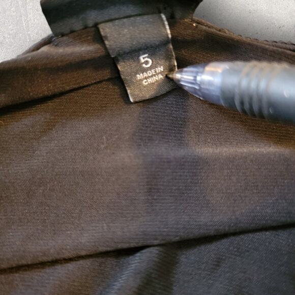 Torrid Dress Plus Sz 5 Black Mini Studio Knit Surplice Faux Wrap Pockets Stretch - Picture 8 of 15